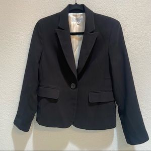 Black Women’s blazer size 6